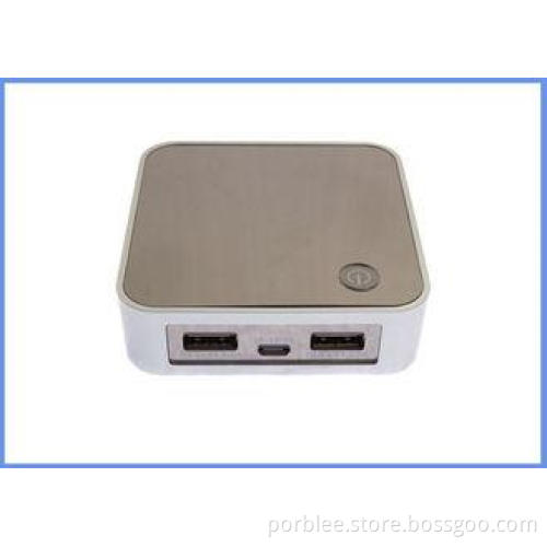 Small Digital Display Portable External Power Bank 7800mAh